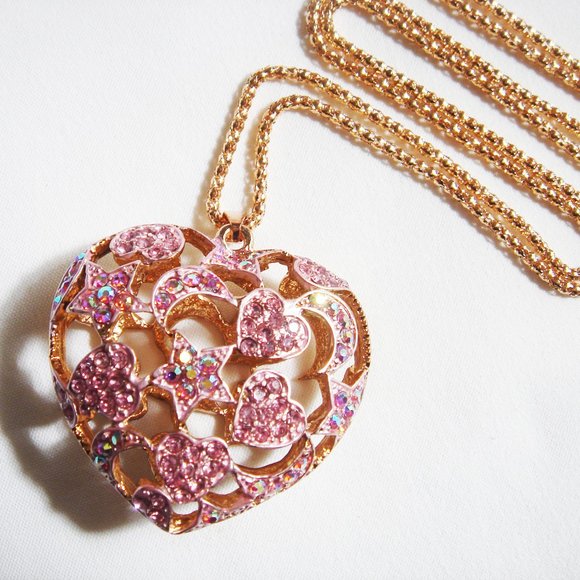 NWT PUFFY  OPENWORK HEART PINK CRYSTALS NECKLACE - Picture 2 of 6